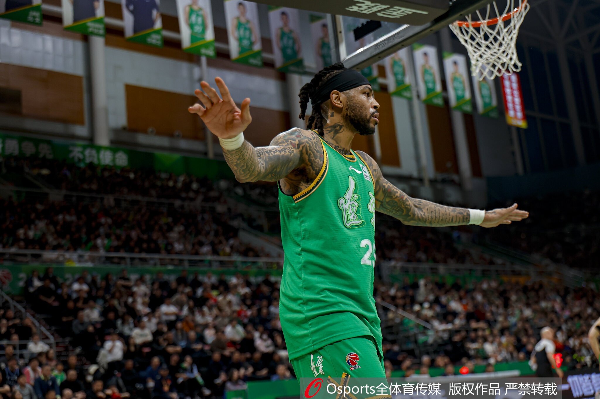 B体育-莫兰德：手骐是我的兄弟 他是非常好的投手 球队氛围融洽势头很好